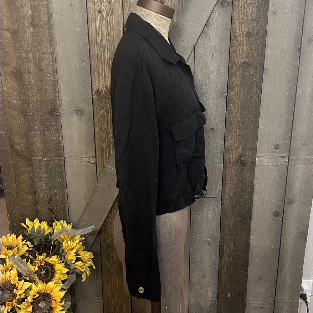 Lulus Eldora Black Button up Cropped Utility Jacket | Size Small - Picture 8 of 12